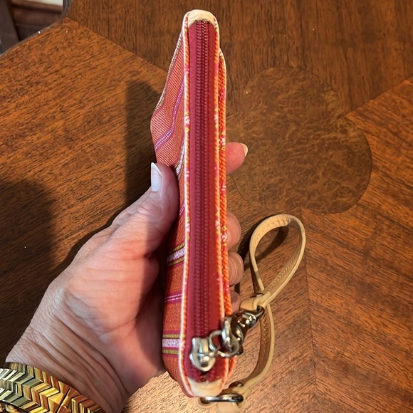 Coach Vintage wristlet coated canvas stripe Orange pink sage white/tan leather - Picture 13 of 13